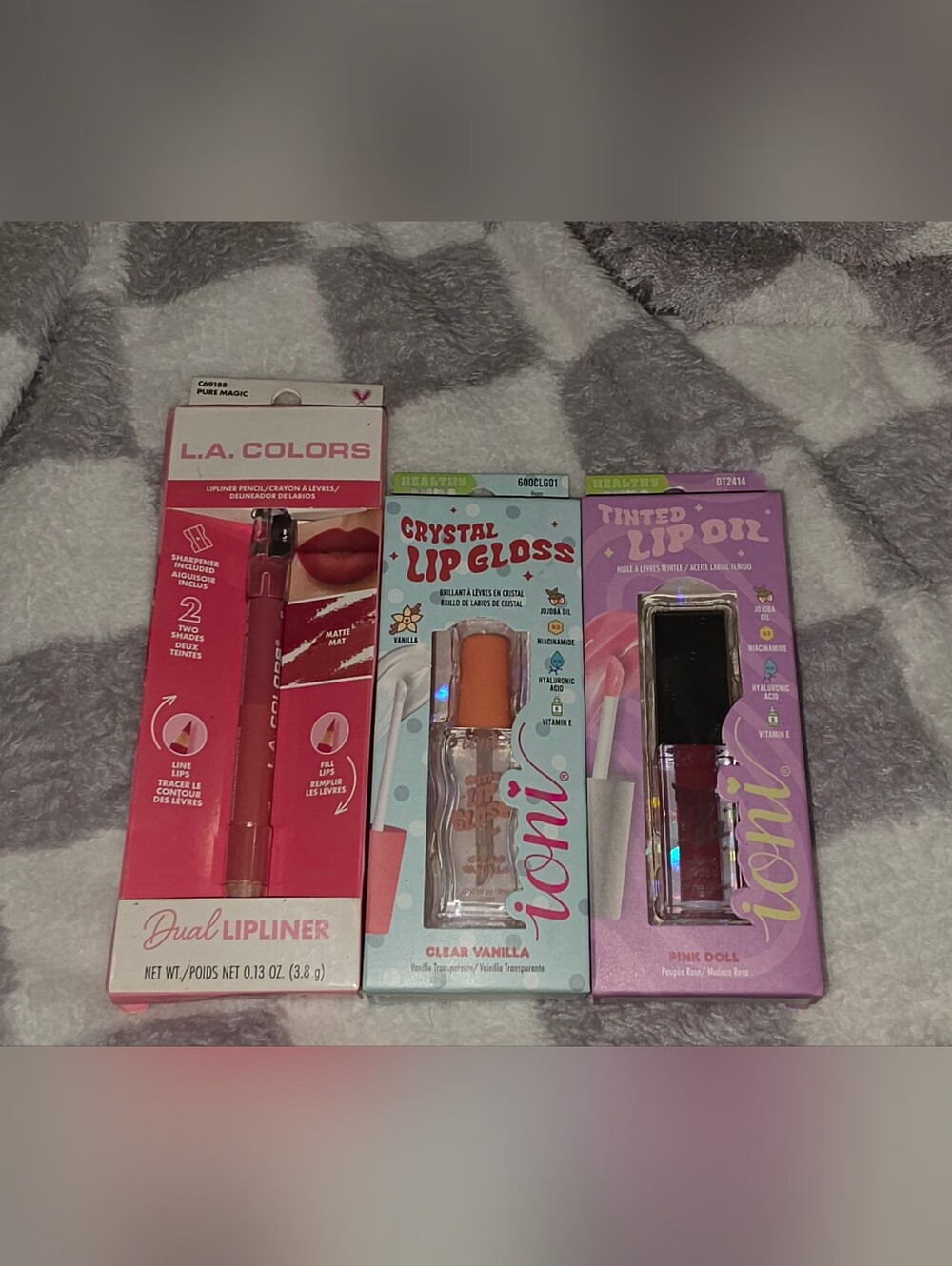 L.A. COLORS Pink Dual Lipliner & Ioni Pink Doll Tinted Lip Oil & Lip Gloss